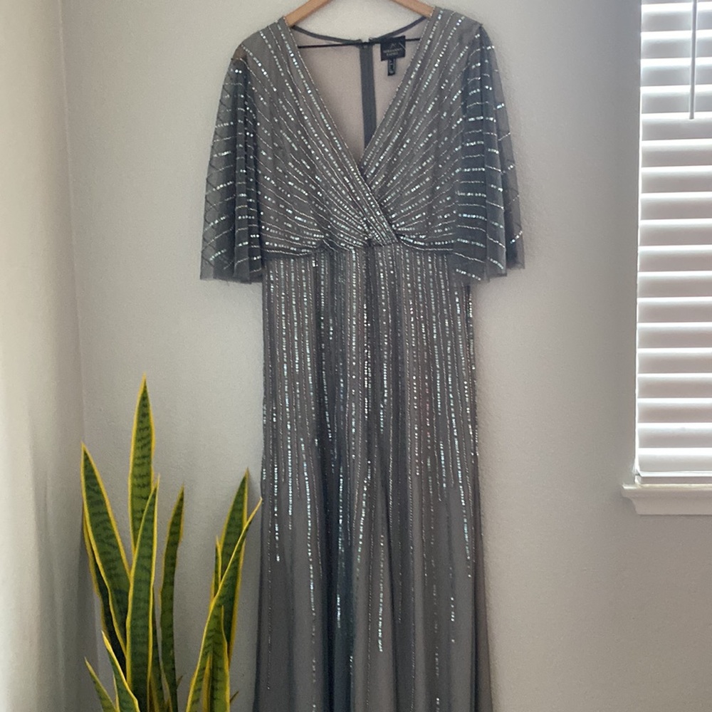 Adrianna Papell Silver Sequined V-Neck Flutter Sleeve Evening Gown - Picture 6 of 16